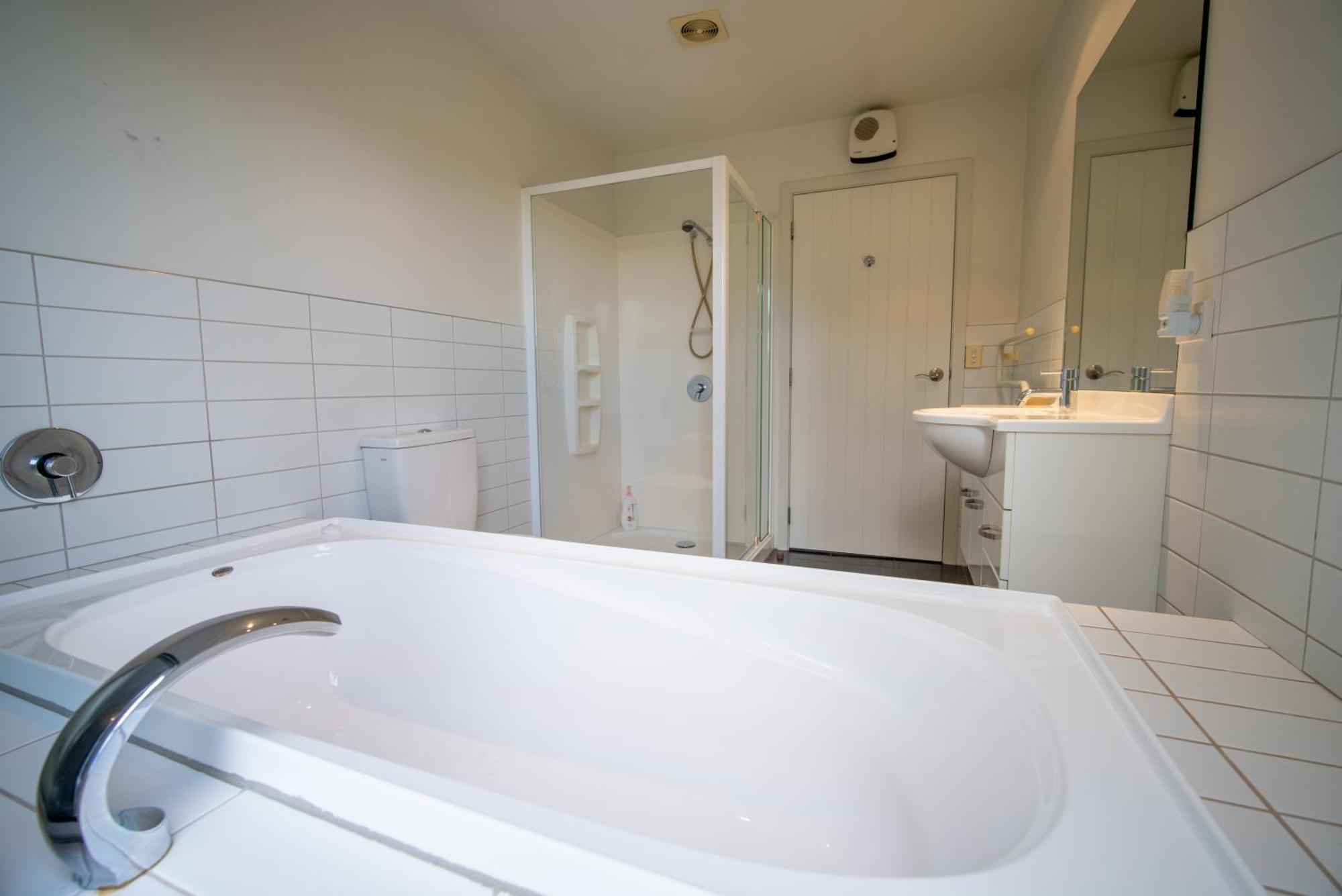 Southland Sounds - Te Anau Holiday Home Eksteriør billede